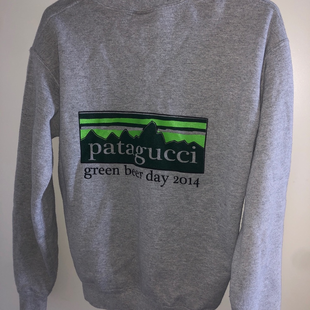 Patagucci Sweatshirt